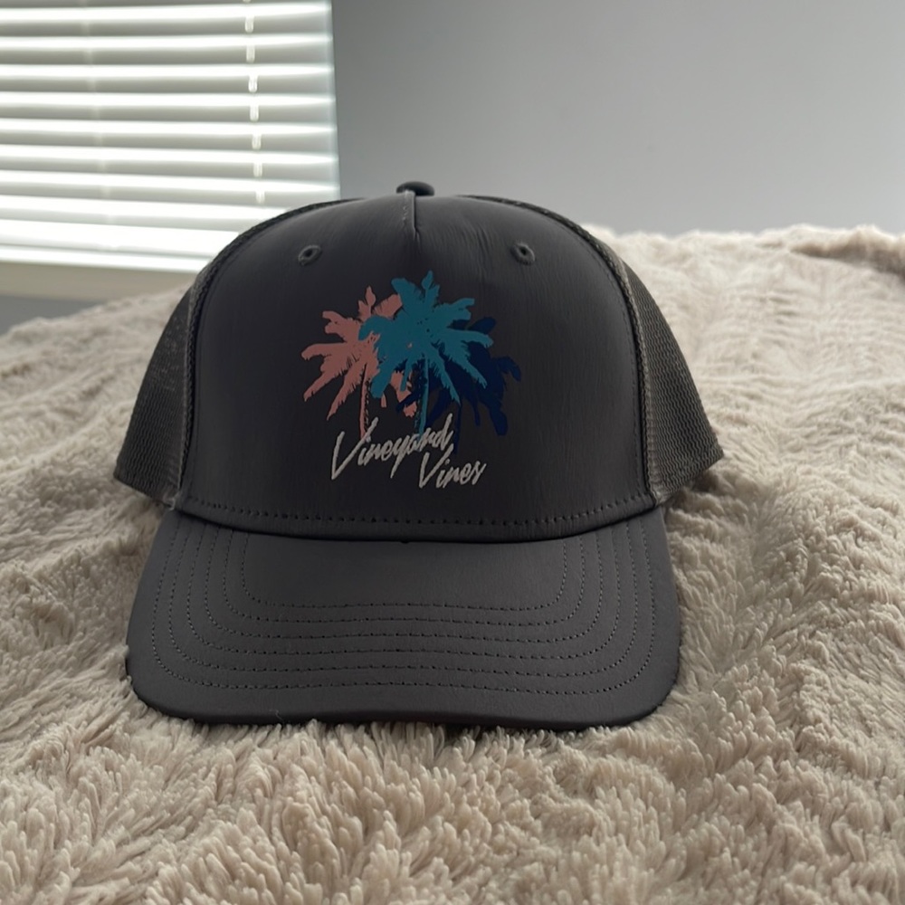 Vineyard Vines hat